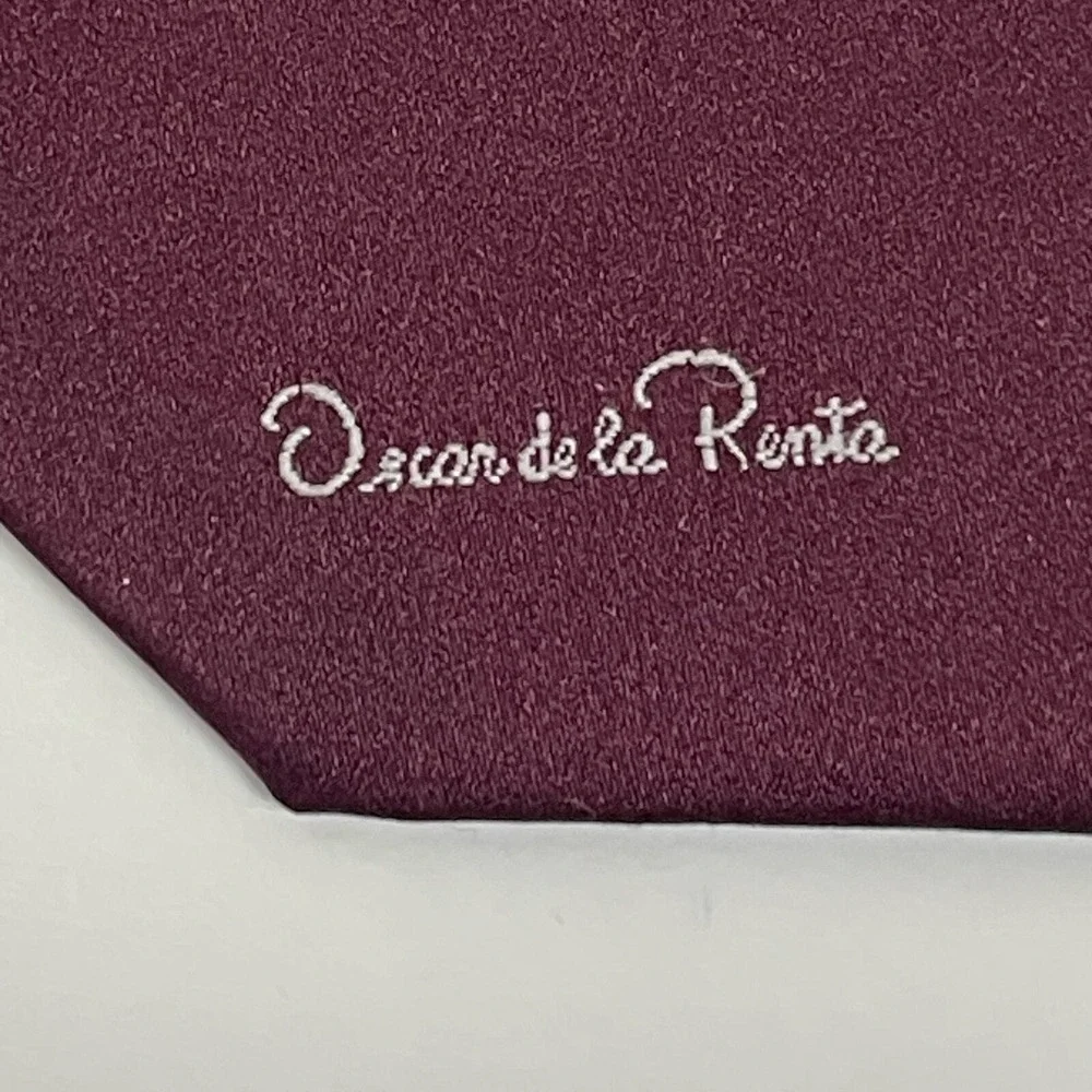 Oscar de la Renta Couture Necktie Maroon White Horse Head‎ Signature Logo Print